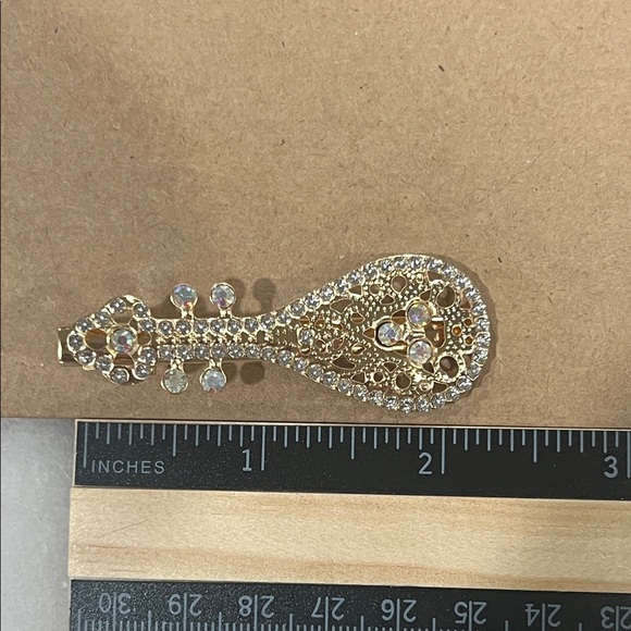 Elegant Gold and Rhinestone Mandolin Guitar Hairclip - Picture 5 of 5
